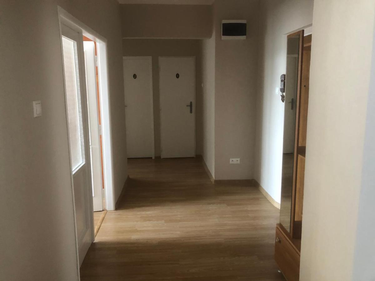 Apartman Bea, Snp 12 Velky Krtis Exteriör bild